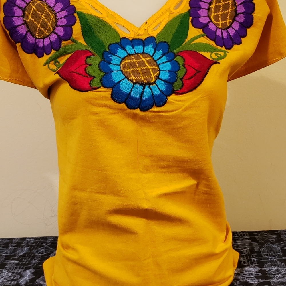 Blusitas - Picture 3 of 16